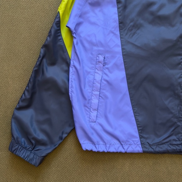 Vintage Nike Windbreaker - Picture 4 of 16